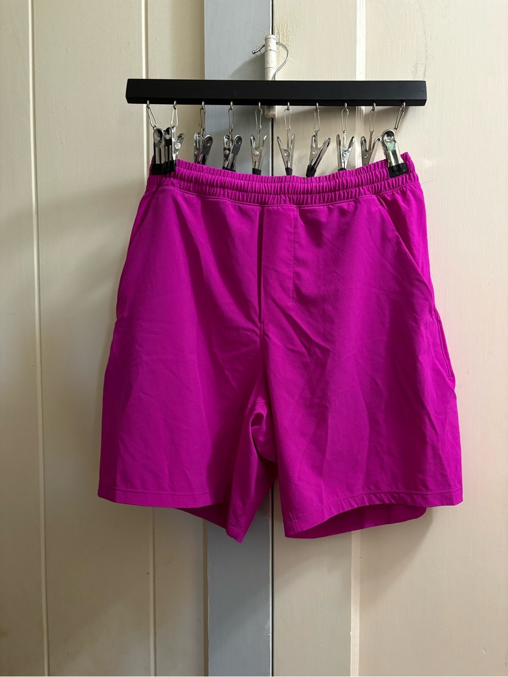 EUC Lululemon Men’s Pace Breaker Linerless Shorts